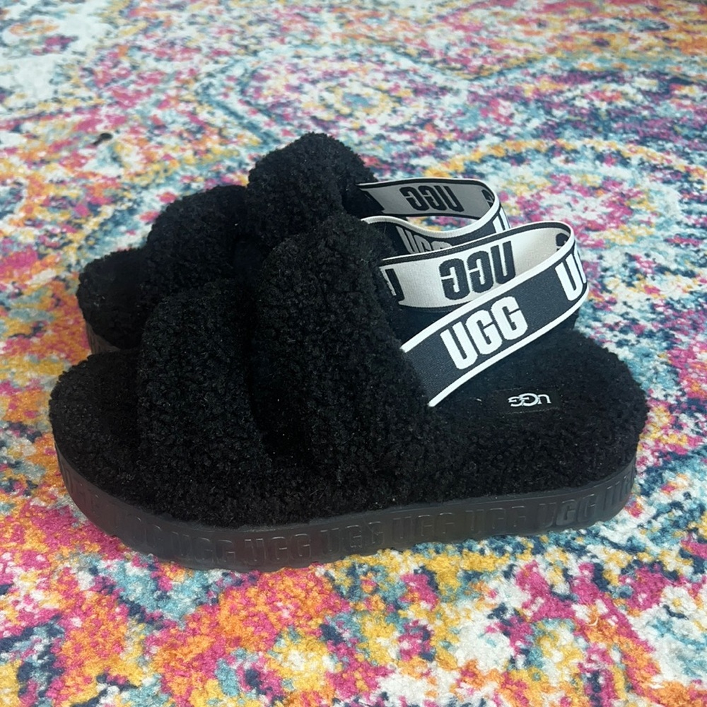 Black Oh Fluffita Uggs